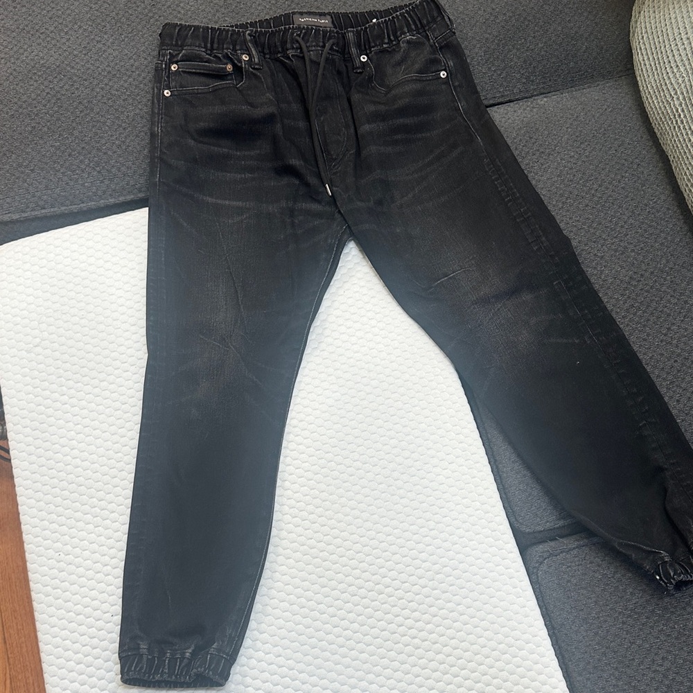 American Eagle Outfitters Relaxed Fit Joggers